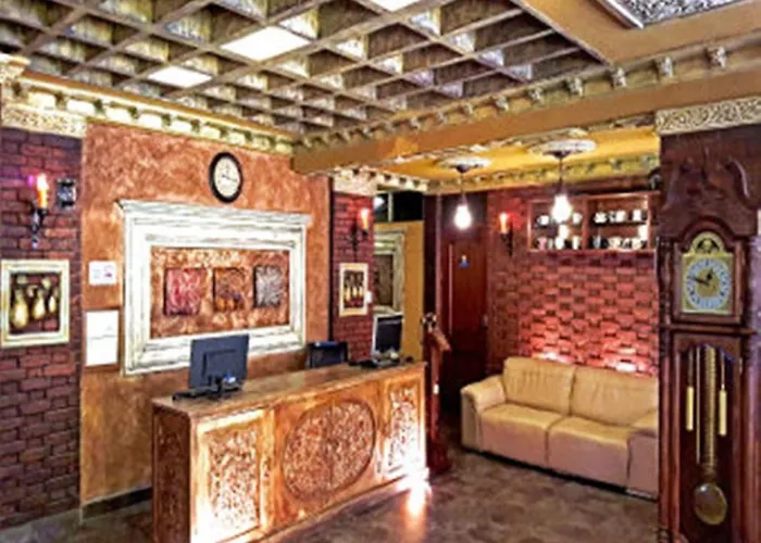 Antigua Inn Hotel